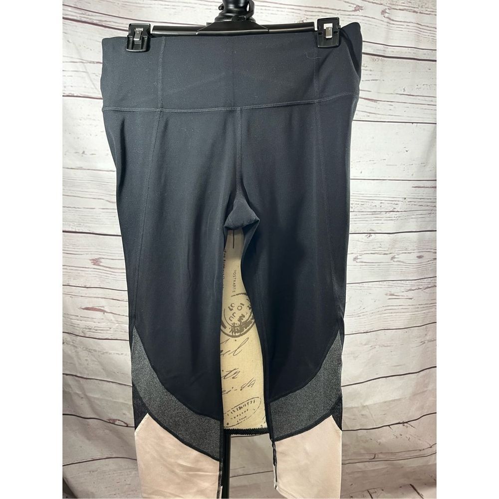 Athleta High Rise Colorblock Leggings Black Grey Pink Workout Athleisure Size‎ M